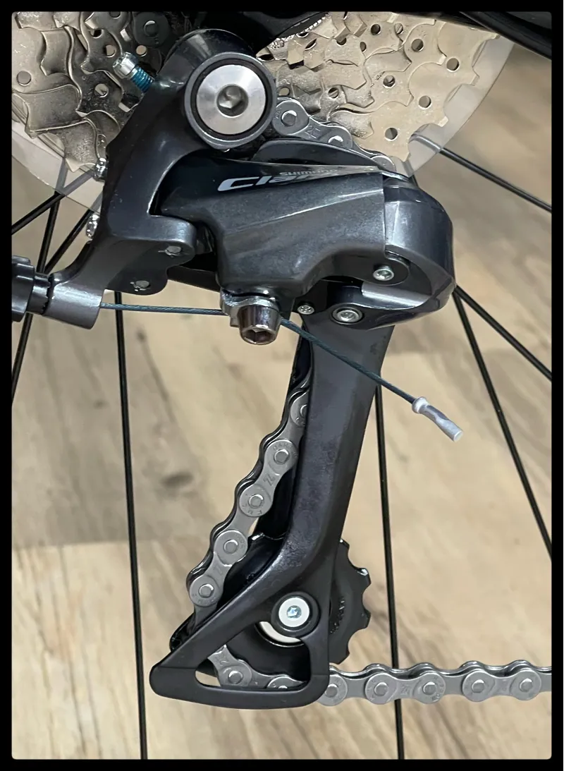 Giant Contend AR 4 Medium Black 2022-10